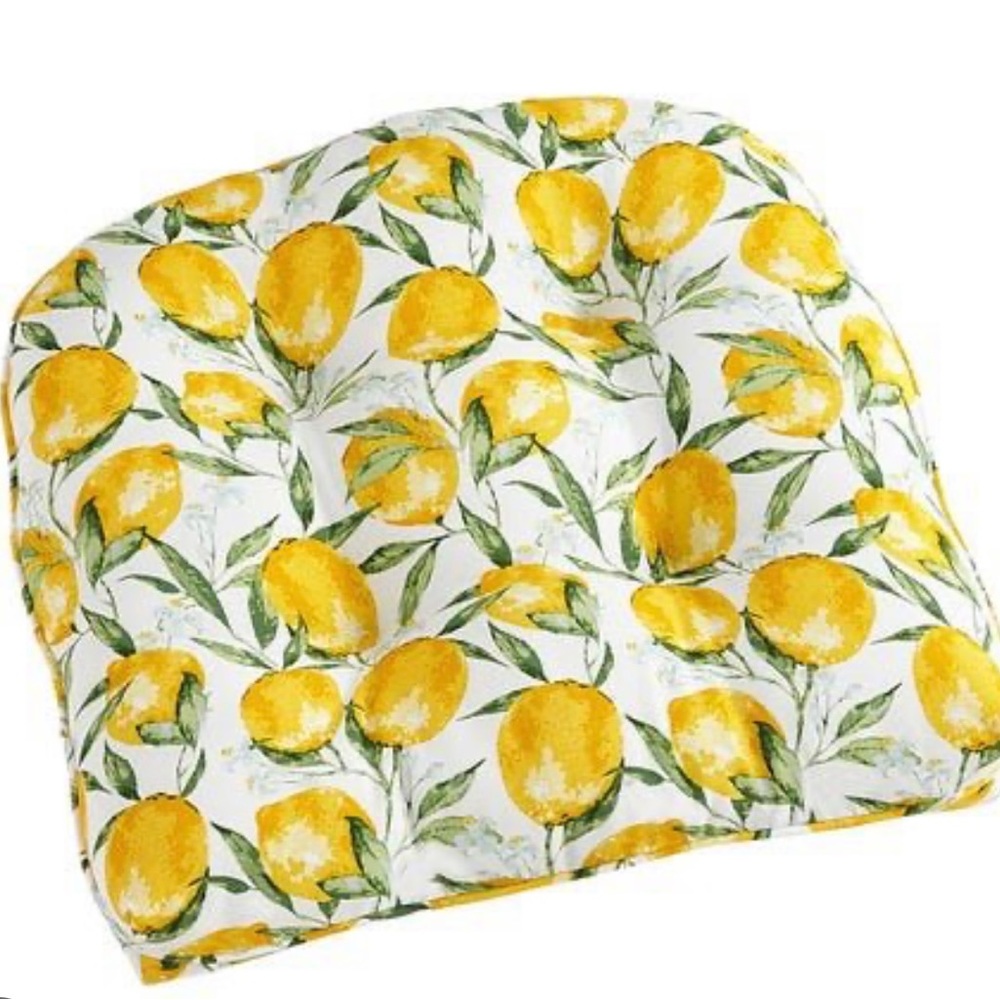 Pier 1 lemon cushions